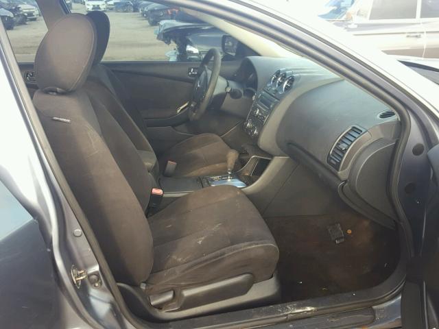 1N4AL2AP1AC163152 - 2010 NISSAN ALTIMA BAS SILVER photo 5