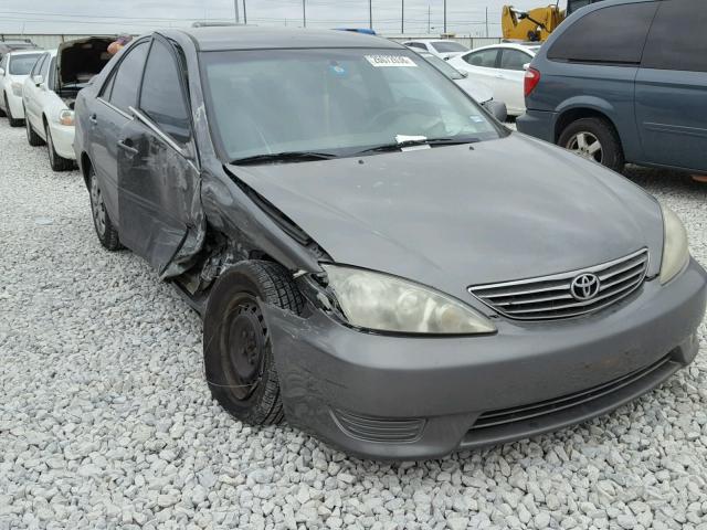 4T1BE30K55U609870 - 2005 TOYOTA CAMRY LE GRAY photo 1