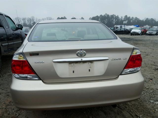4T1BE32K45U988700 - 2005 TOYOTA CAMRY LE GOLD photo 9