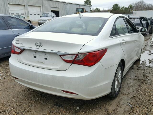 5NPEB4ACXDH708121 - 2013 HYUNDAI SONATA GLS WHITE photo 4