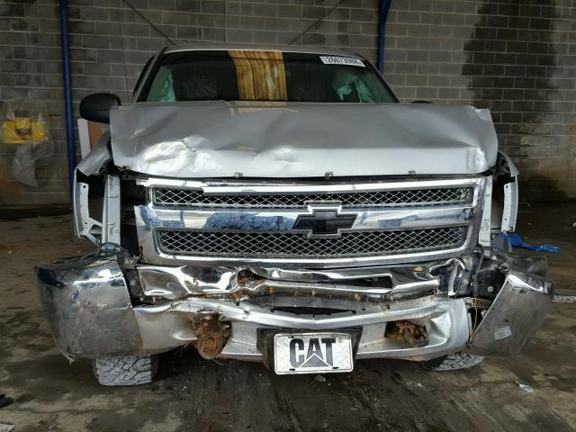 1GCNCPEX8CZ271223 - 2012 CHEVROLET SILVERADO SILVER photo 9