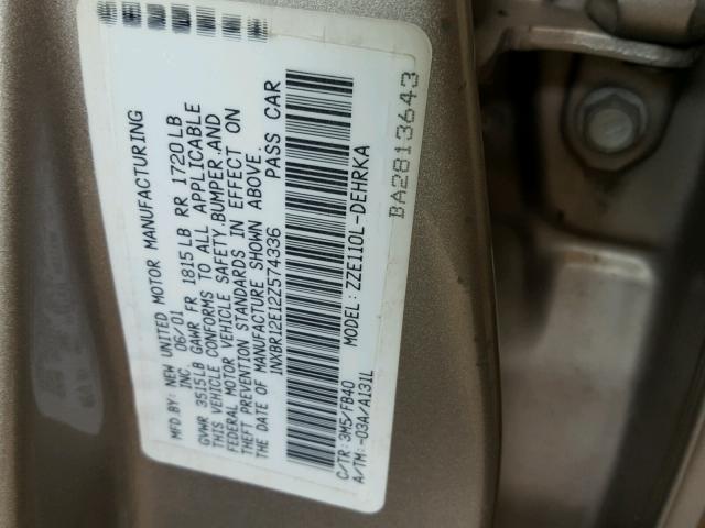 1NXBR12E12Z574336 - 2002 TOYOTA COROLLA CE GOLD photo 10