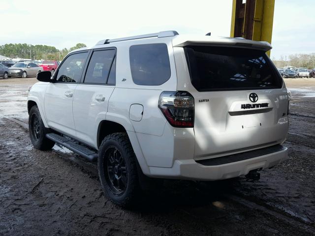 JTEBU5JR4F5225097 - 2015 TOYOTA 4RUNNER SR WHITE photo 3