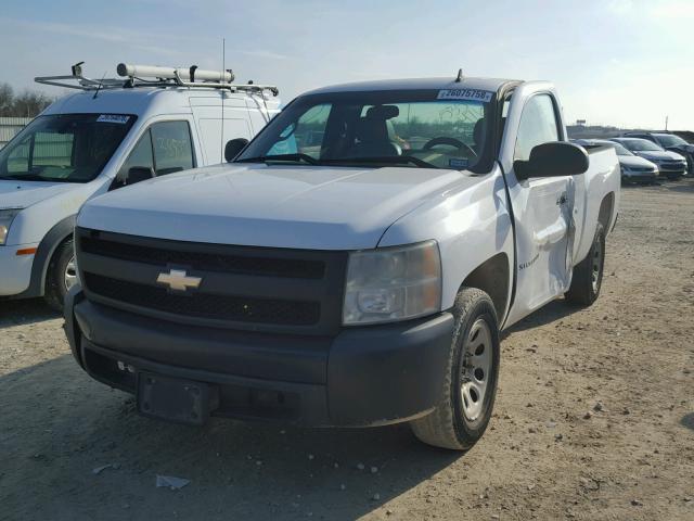 1GCEC14C87Z535476 - 2007 CHEVROLET SILVERADO WHITE photo 2