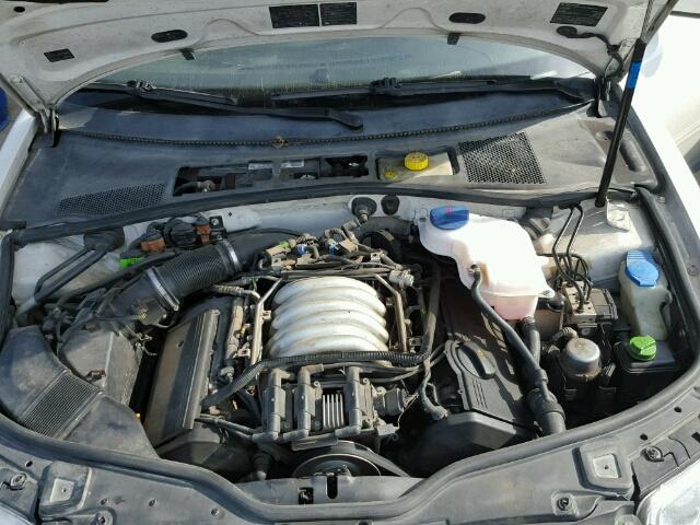 WVWRH63B24P105197 - 2004 VOLKSWAGEN PASSAT GLX WHITE photo 7