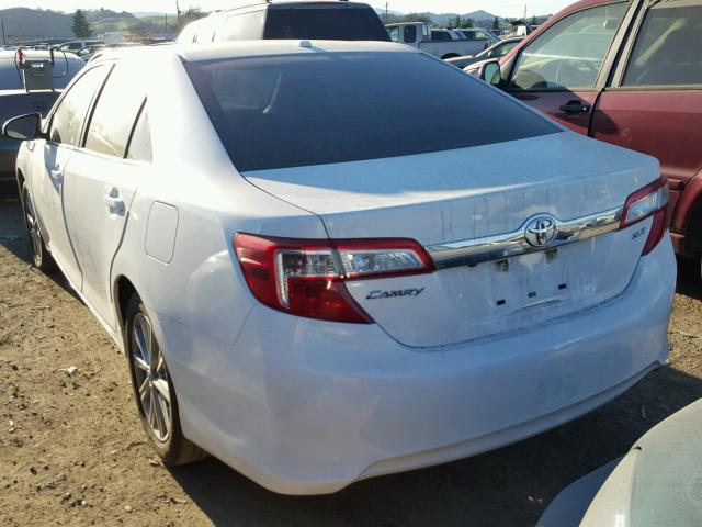 4T4BF1FK0ER382358 - 2014 TOYOTA CAMRY L WHITE photo 3