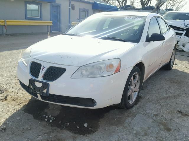 1G2ZG58N374221065 - 2007 PONTIAC G6 BASE WHITE photo 2