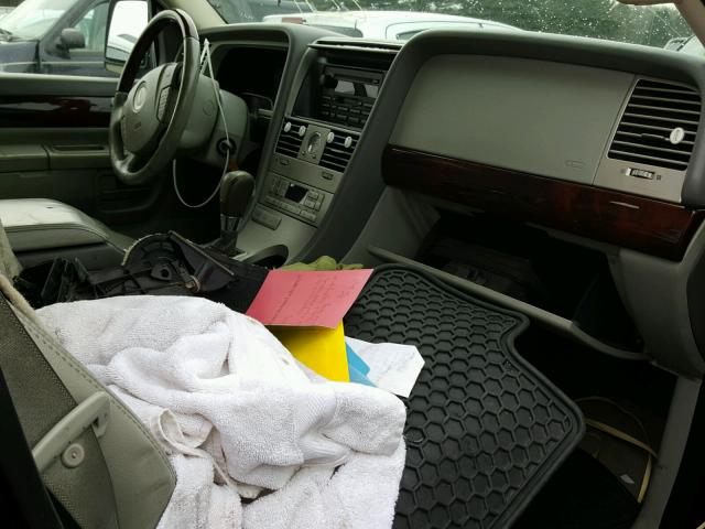 5LMEU88H13ZJ01186 - 2003 LINCOLN AVIATOR 黑色 照片 5