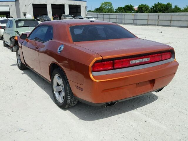 2B3CJ4DG9BH603635 - 2011 DODGE CHALLENGER ORANGE photo 3