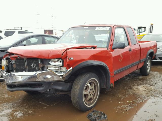 1B7GL23X9TS575829 - 1996 DODGE DAKOTA RED photo 2