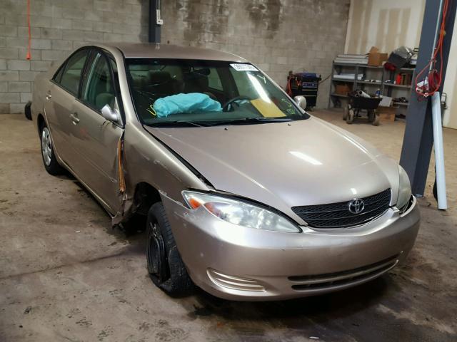 4T1BE32K32U066446 - 2002 TOYOTA CAMRY LE GOLD photo 1