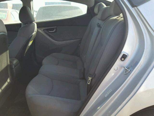 KMHDH4AE0CU363306 - 2012 HYUNDAI ELANTRA GL SILVER photo 6