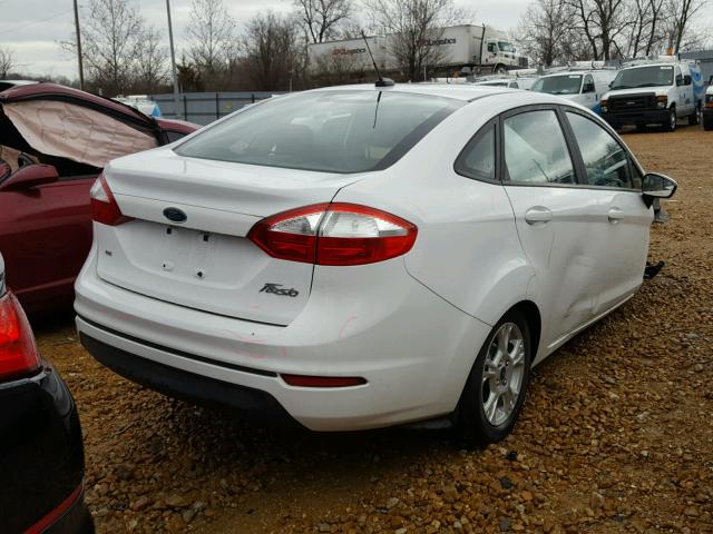 3FADP4BJ7FM148216 - 2015 FORD FIESTA SE WHITE photo 4