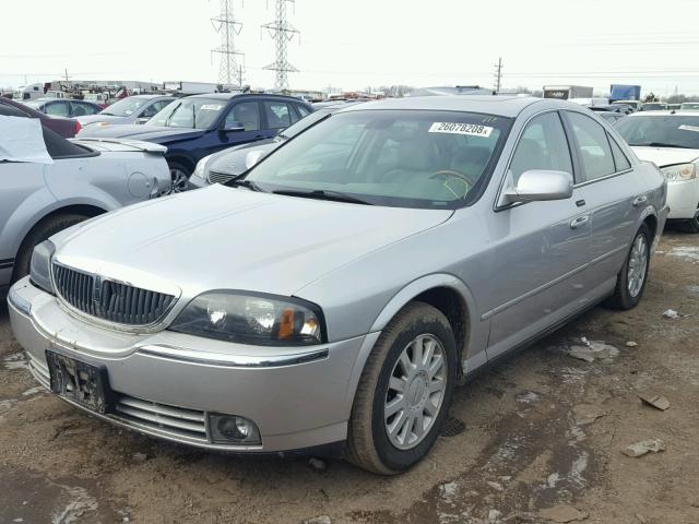 1LNHM86SX3Y691666 - 2003 LINCOLN LS 银色 照片 2