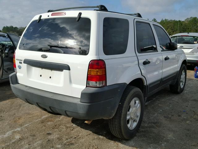 1FMYU03124KA32336 - 2004 FORD ESCAPE XLT WHITE photo 4