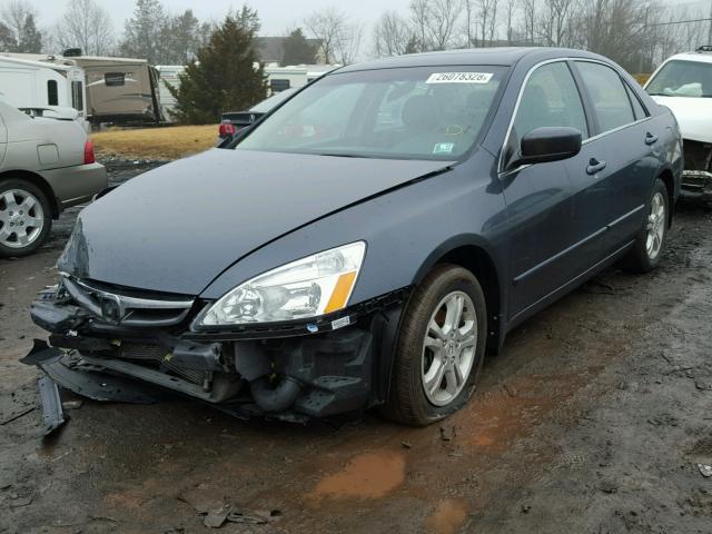 1HGCM568X7A210512 - 2007 HONDA ACCORD EX GRAY photo 2