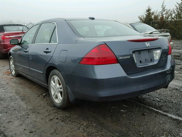 1HGCM568X7A210512 - 2007 HONDA ACCORD EX GRAY photo 3