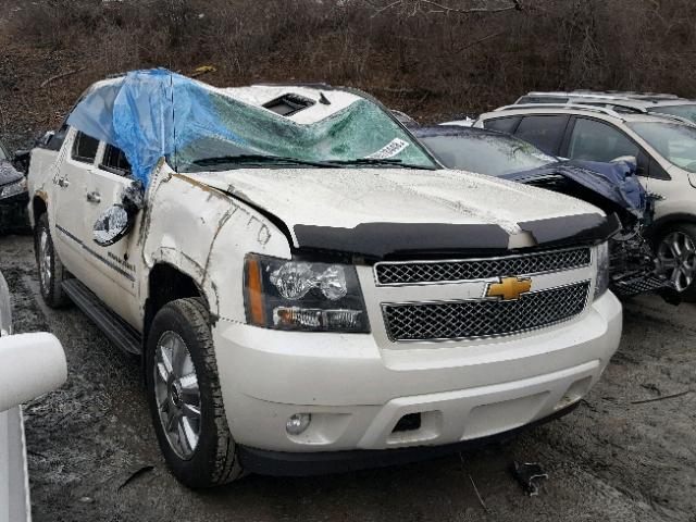 3GNFK32Y79G216002 - 2009 CHEVROLET AVALANCHE WHITE photo 1