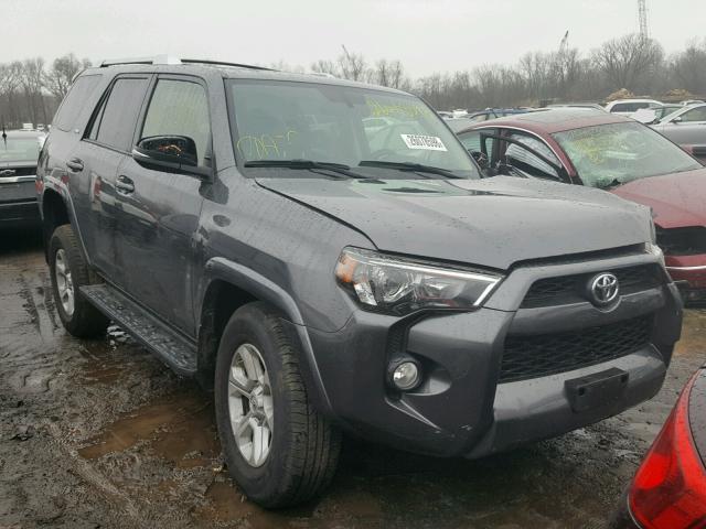 JTEBU5JR7F5252892 - 2015 TOYOTA 4RUNNER SR GRAY photo 1