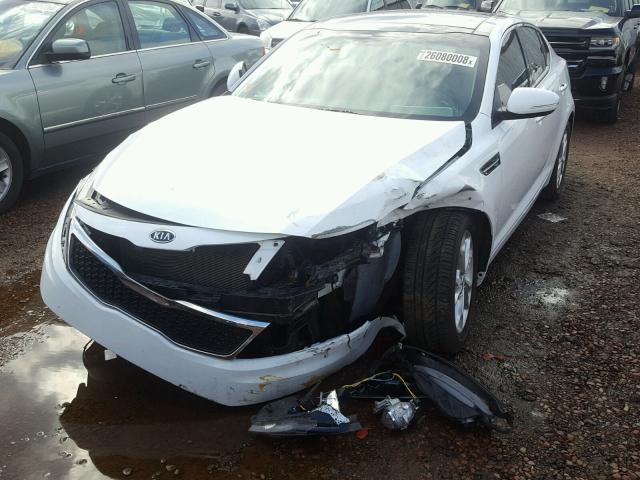 5XXGN4A78CG032166 - 2012 KIA OPTIMA EX WHITE photo 2