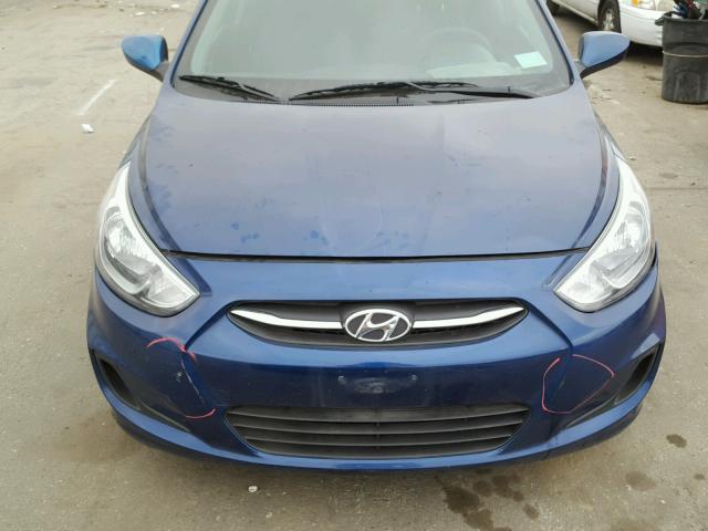 KMHCT5AE0GU278519 - 2016 HYUNDAI ACCENT SE BLUE photo 9