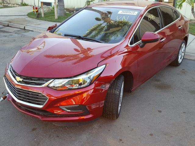 3G1BF5SM4HS528576 - 2017 CHEVROLET CRUZE PREM RED photo 2