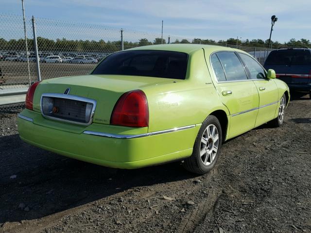 1LNHM84W97Y629512 - 2007 LINCOLN TOWN CAR E GREEN photo 4