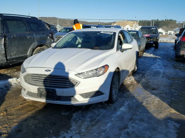 3FA6P0LU2HR344483 - 2017 FORD FUSION SE WHITE photo 2