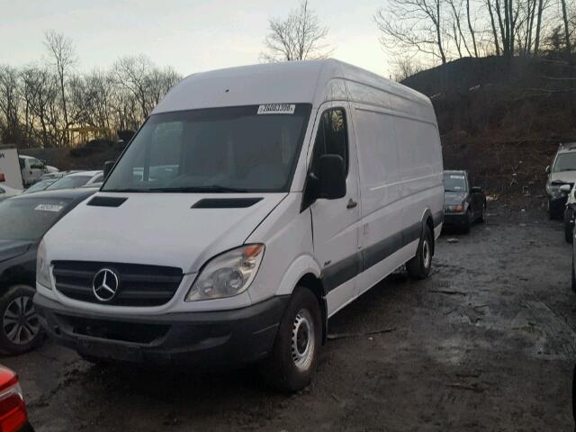 WD3PE8CB7C5705018 - 2012 MERCEDES-BENZ SPRINTER 2 WHITE photo 2