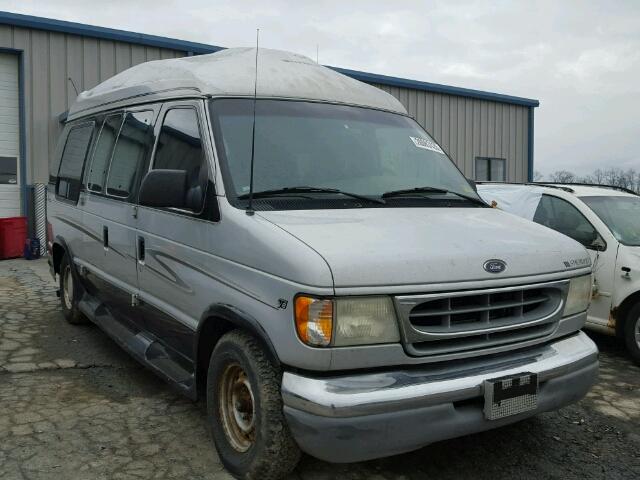 1FDRE14L92HA31346 - 2002 FORD ECONOLINE SILVER photo 1