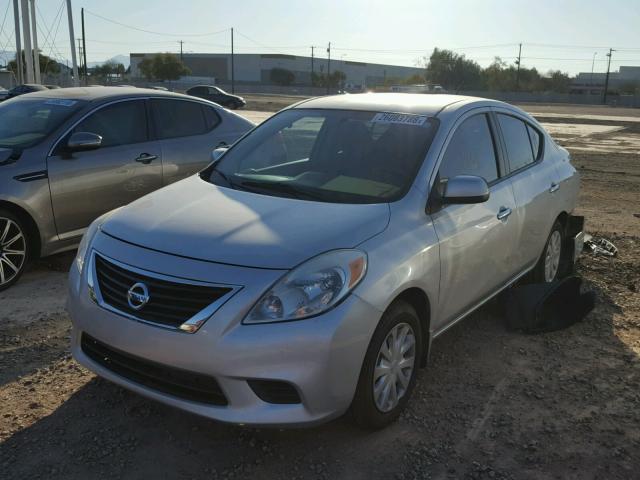 3N1CN7AP9CL869693 - 2012 NISSAN VERSA S SILVER photo 2