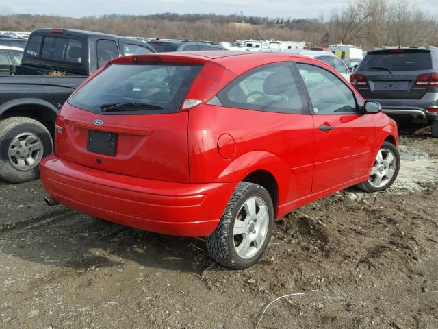 1FAHP31N37W167282 - 2007 FORD FOCUS ZX3 RED photo 4