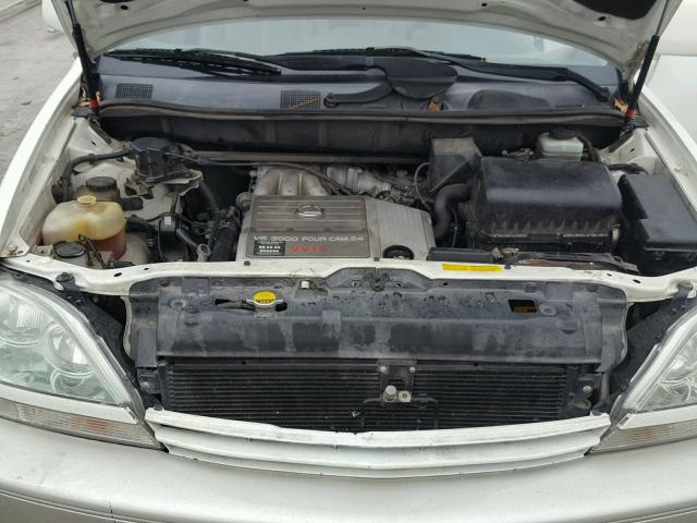 JTJGF10U720133554 - 2002 LEXUS RX 300 CREAM photo 7