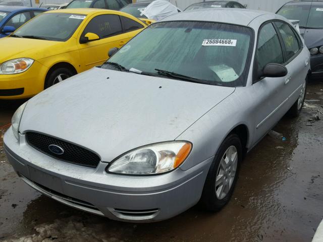 1FAFP53U56A228991 - 2006 FORD TAURUS SE SILVER photo 2