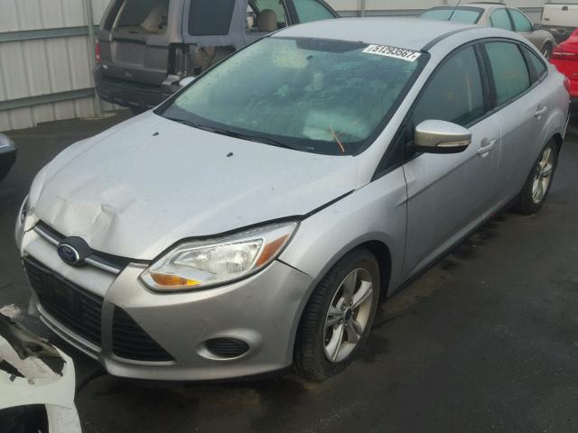 1FADP3F22EL427313 - 2014 FORD FOCUS SE SILVER photo 2