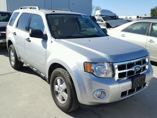 1FMCU0D74AKA13148 - 2010 FORD ESCAPE XLT SILVER photo 1