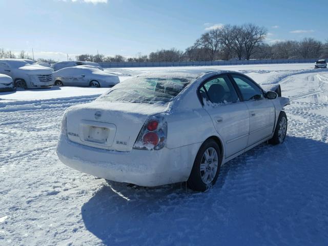 1N4AL11D35N473460 - 2005 NISSAN ALTIMA S WHITE photo 4