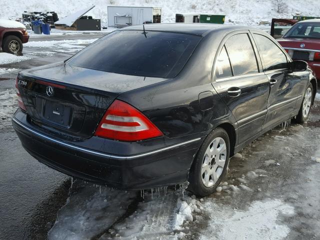 WDBRF54H56F800669 - 2006 MERCEDES-BENZ C GENERATI BLACK photo 4