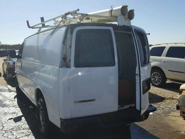 1GCGG25C891128924 - 2009 CHEVROLET EXPRESS G2 WHITE photo 3