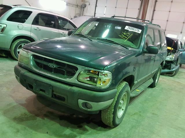 1FMZU73E0YZA66725 - 2000 FORD EXPLORER X GREEN photo 2