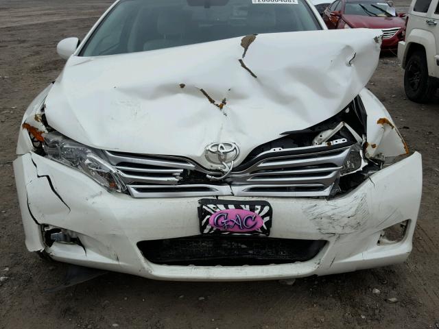 4T3ZA3BB6BU042613 - 2011 TOYOTA VENZA BASE WHITE photo 7