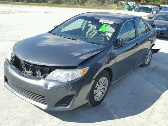 4T1BF1FK9CU009715 - 2012 TOYOTA CAMRY BASE GRAY photo 2