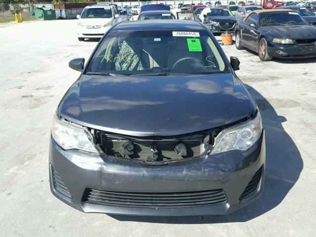 4T1BF1FK9CU009715 - 2012 TOYOTA CAMRY BASE GRAY photo 9