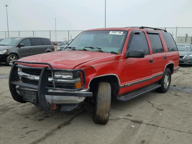 1GNEK13R9VJ419571 - 1997 CHEVROLET TAHOE K150 GRAY photo 2