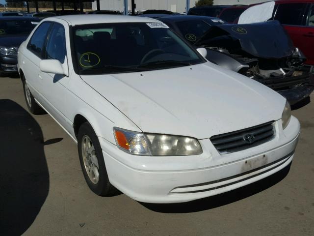 JT2BG22K7Y0451686 - 2000 TOYOTA CAMRY CE WHITE photo 1