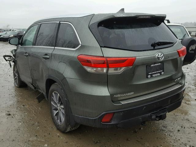 5TDJZRFH7JS818609 - 2018 TOYOTA HIGHLANDER GREEN photo 3