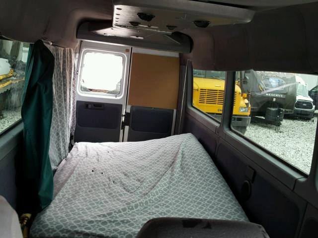 WD5PD744245621520 - 2004 SPRINTER 2500 SPRIN WHITE photo 6