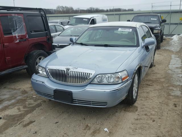 1LNHM81W47Y615280 - 2007 LINCOLN TOWN CAR S BLUE photo 2