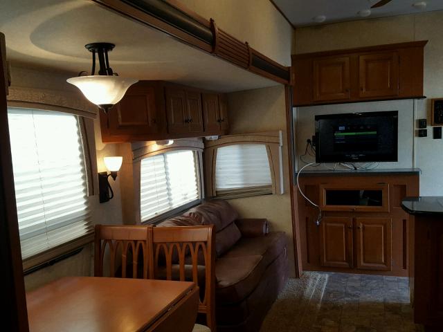 4X4FBLN28CG097762 - 2012 WILDWOOD MOTORHOME TWO TONE photo 7