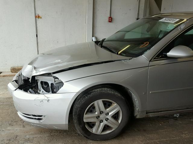 2G1WB58K869146418 - 2006 CHEVROLET IMPALA LS SILVER photo 9